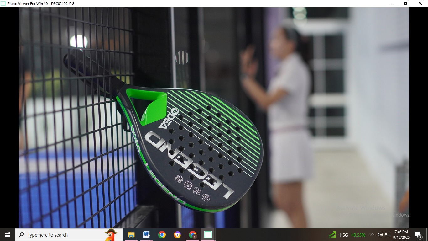 Raket padel