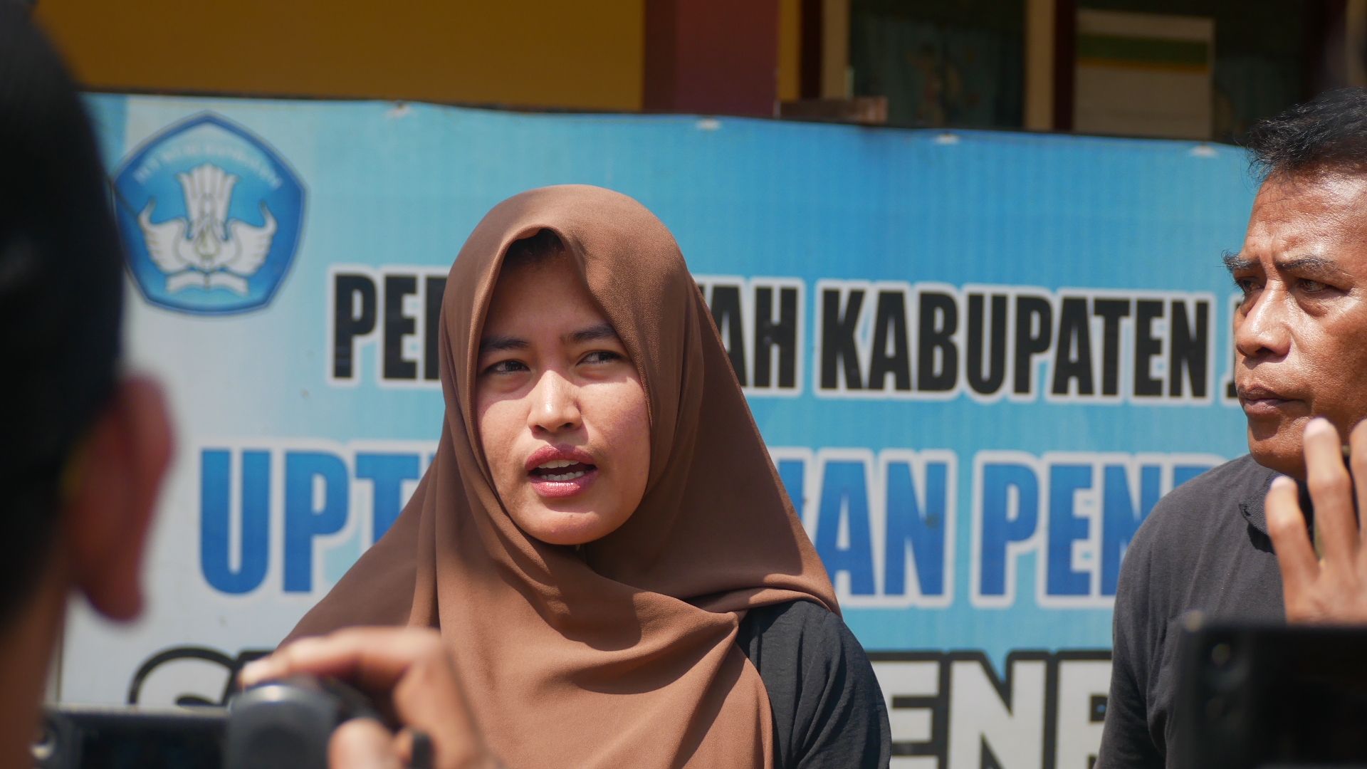 Intan Wahyu, salah satu orang tua yang anaknya menjadi korban. Tiga Siswa SDN di Tempurejo Dianiaya Kepsek hingga Luka-Luka, Wali Murid Geram dan Laporkan ke Polisi