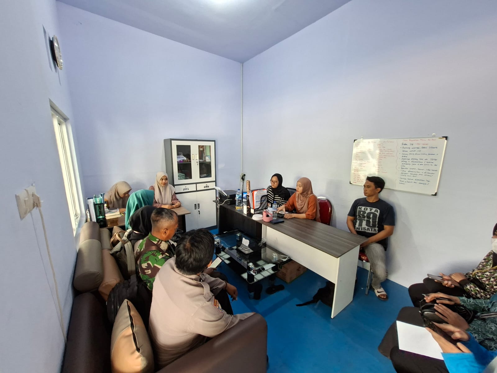 Permintaan klarifikasi seusai dugaan siswa SD keracunan MBG. Pengawas SD Sebut Siswa yang Mual dan Muntah Seusai Santap MBG Bukan Keracunan, Ini Penjelasannya