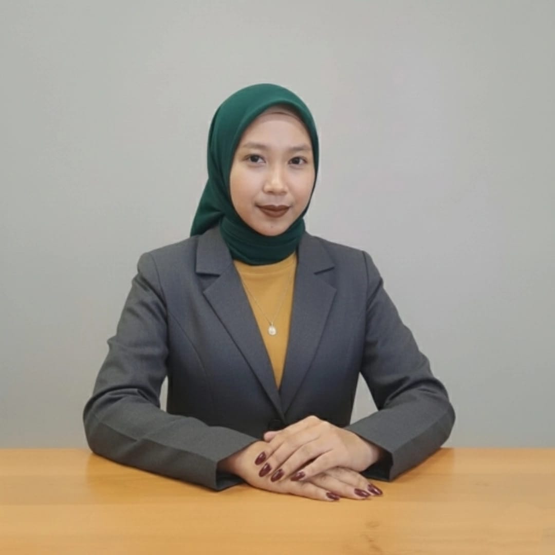 Nur Kamilia  Dosen Hukum STAI Nurul Huda Situbondo