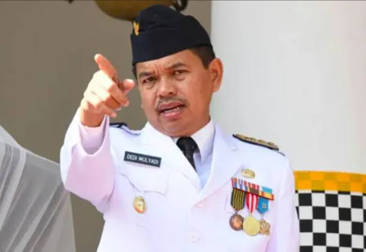 Gubernur Jawa Barat, Dedi Mulyadi, menantang Menteri Keuangan Purbaya Yudhi Sadewa untuk mengembalikan dana Transfer ke Daerah (TKD) sebesar Rp2,4 triliun yang dipangkas. Dok&nbsp;(tangselpos.id)
