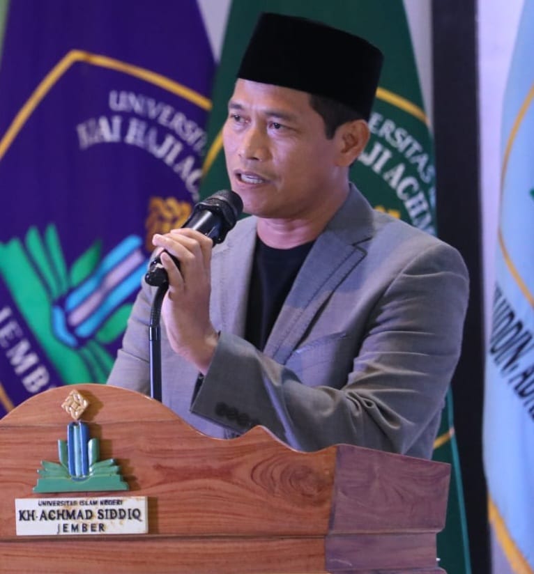 Khusna Amal, Wakil Rektor 1 UIN Kiai Haji Achmad Siddiq  (KHAS) Jember.