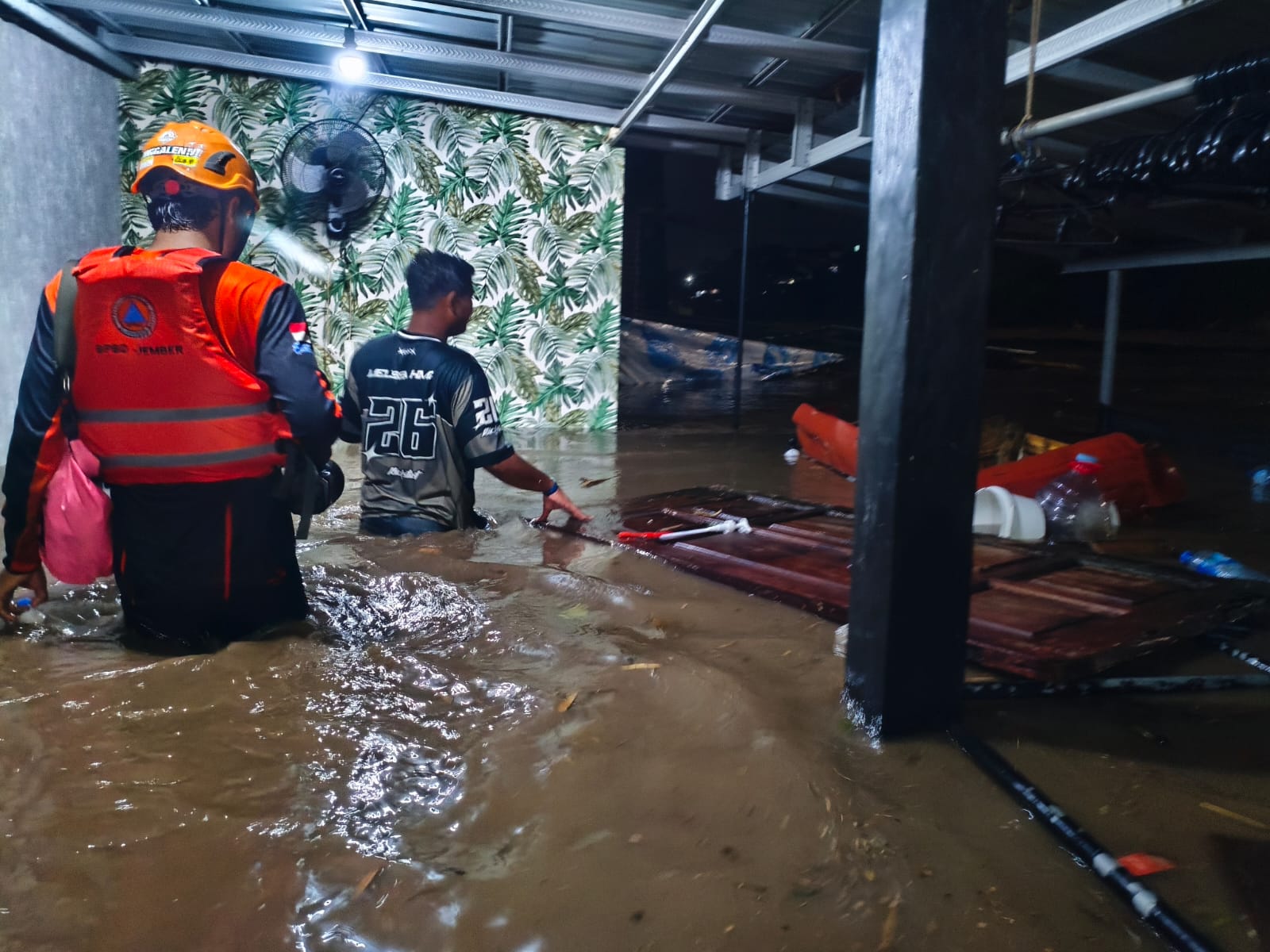 Jember Dikepung Bencana, Banjir dan Longsor Terjadi di 9 Kecamatan