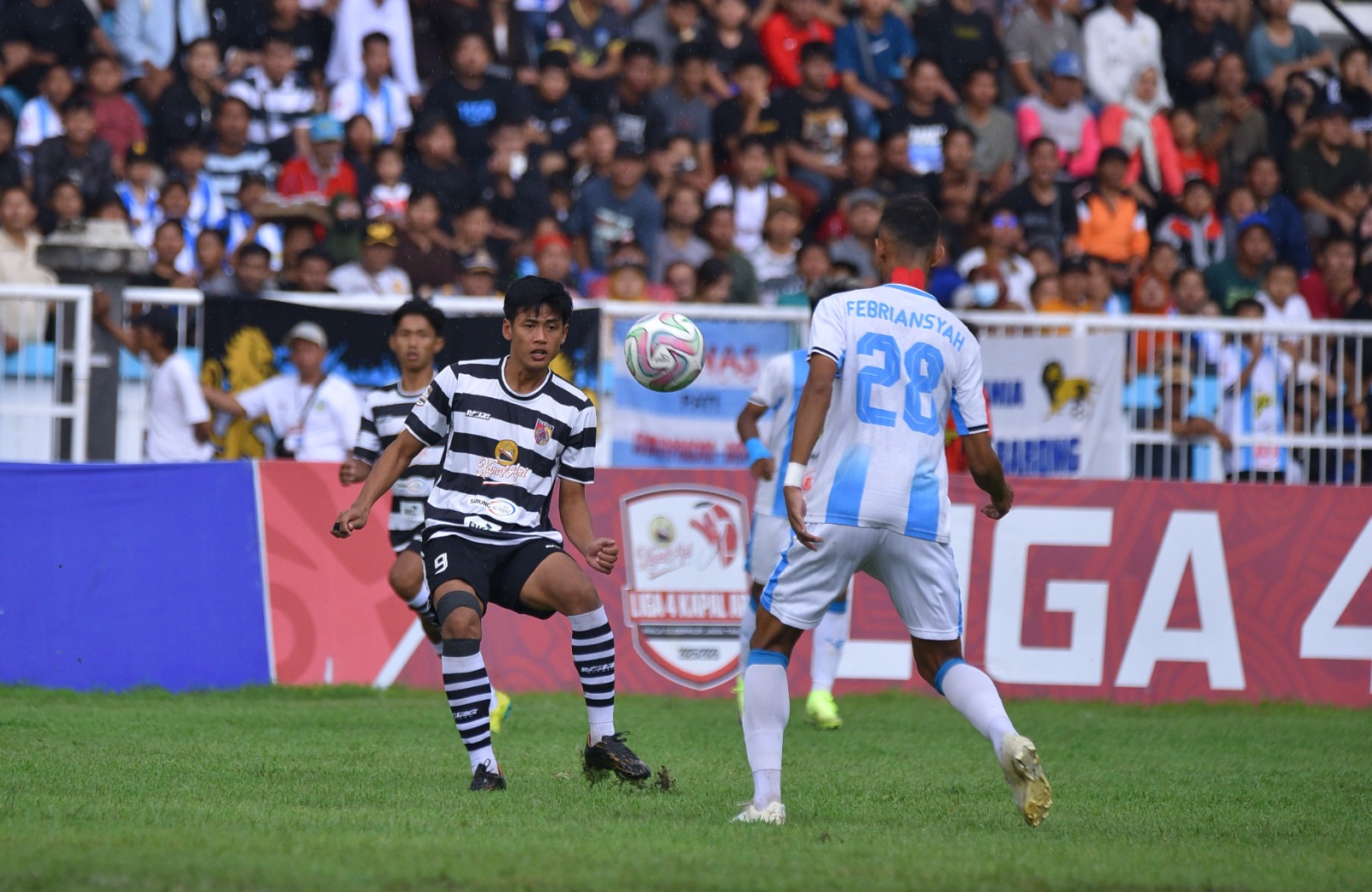 Laga Persid Jember vs Persenga Nganjuk di Stadion Anjuk Ladang, Rabu (4/2/2026). Jember melaju ke semifinal Liga 4 Jatim