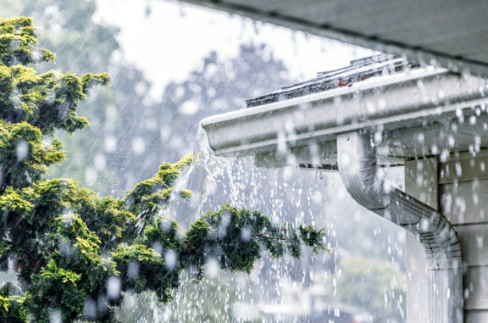 Hujan turun (iStock)