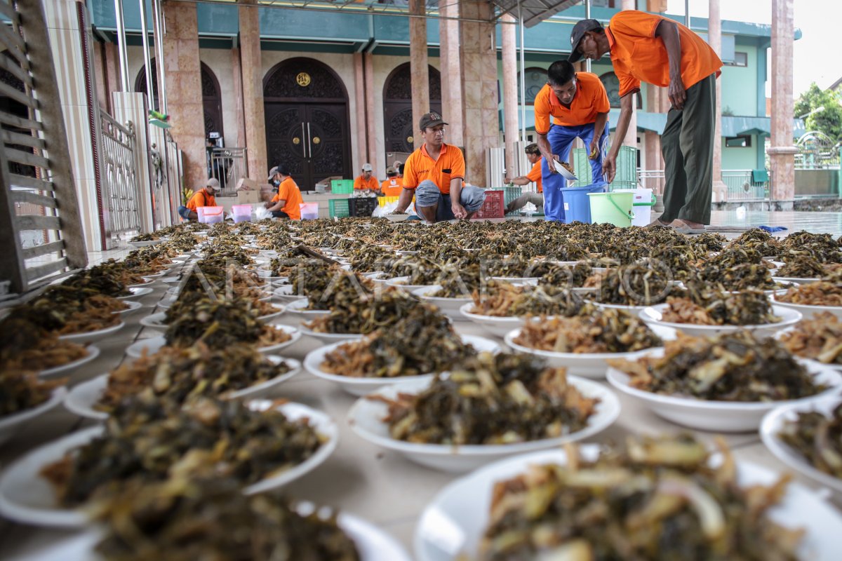 Tradisi Kolak Ayam khas Gresik (Antara)