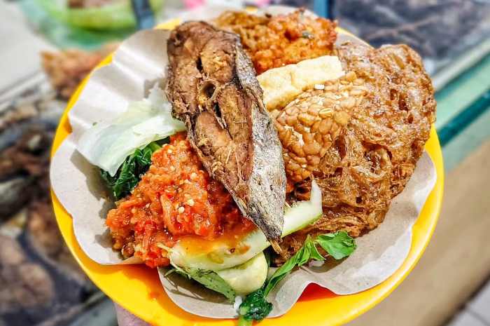 Sego tempong Mbok Nas (IG: @foo.ga)