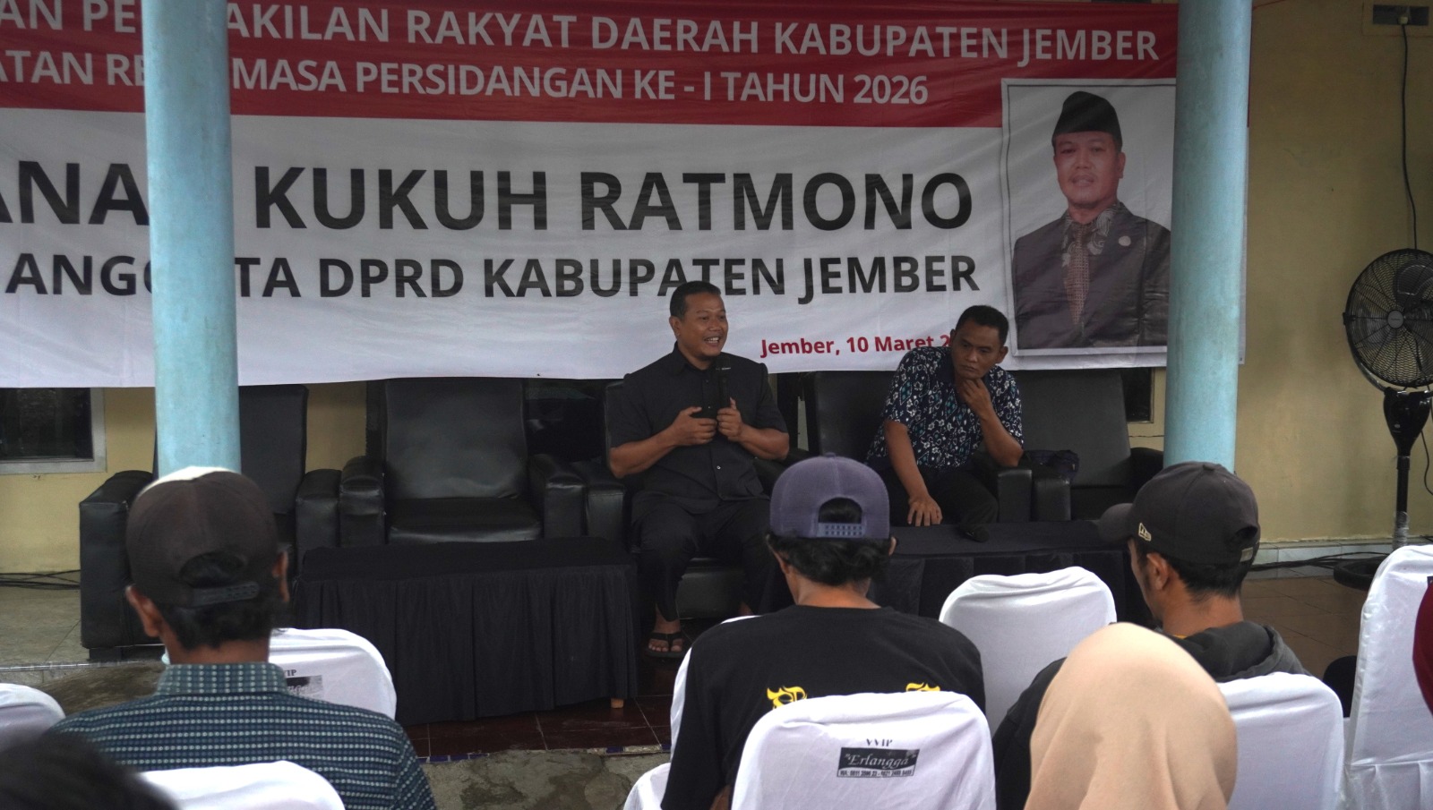 Hanan Kukuh Ratmono Serap Aspirasi Warga Ajung Kalisat, Jalan Rusak dan Penerangan Jalan Disorot