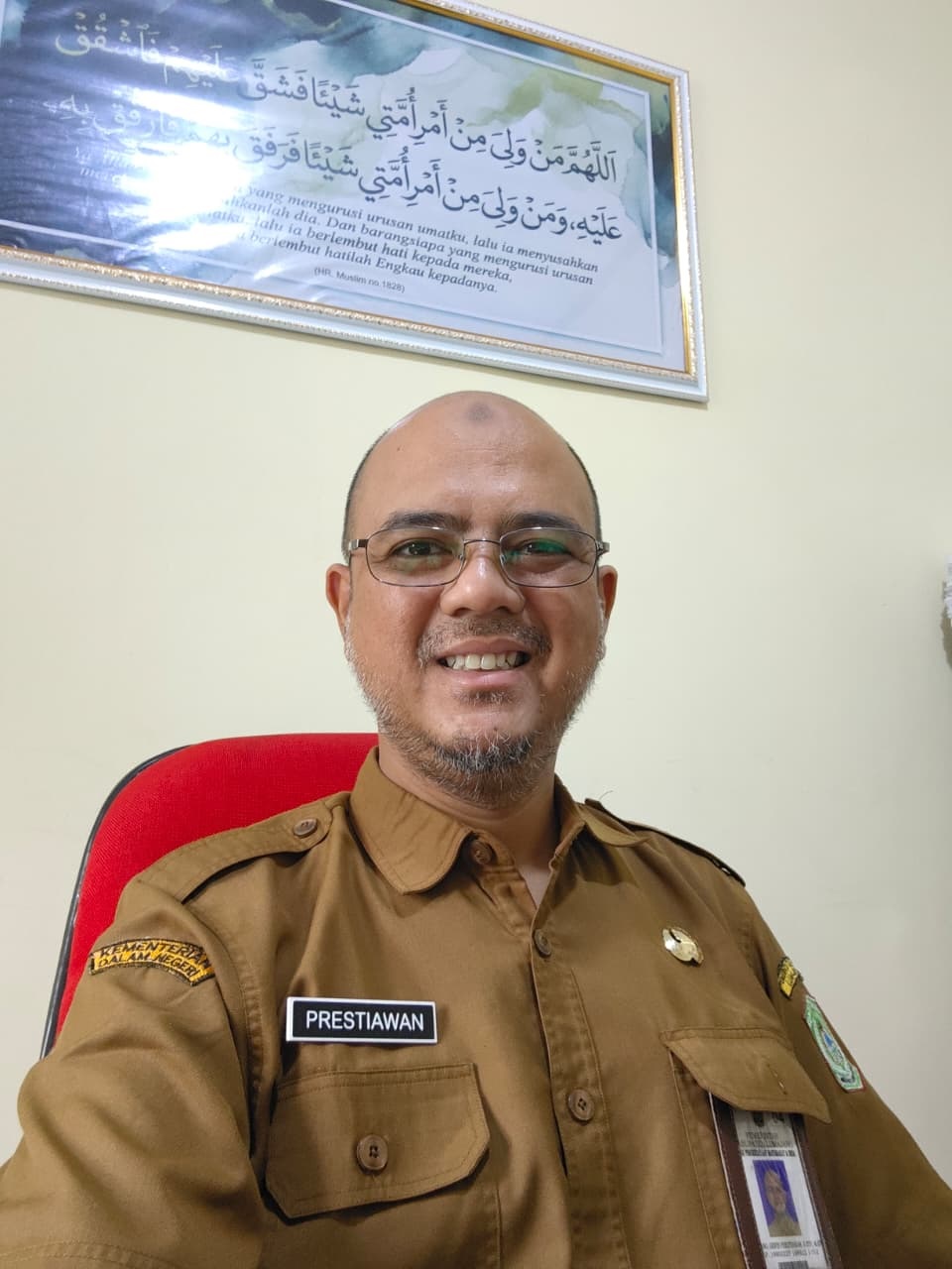 Dadang Arifin Prestiawan, ASN dan Alumnus Universitas Brawijaya