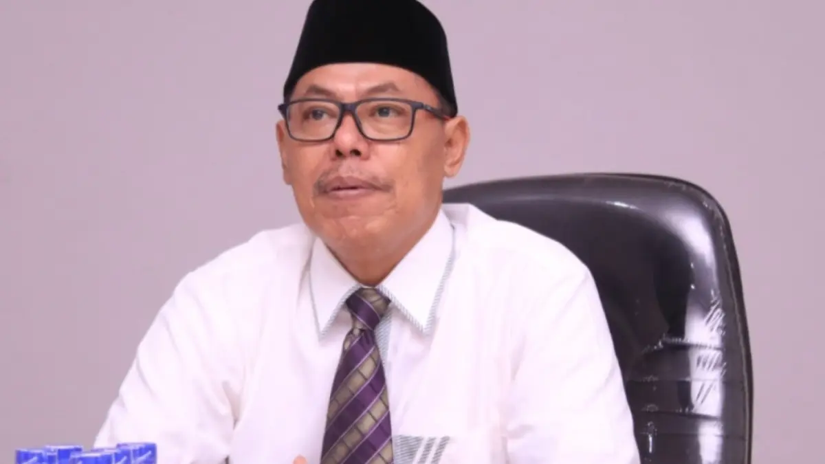 Prof. Dr. H. Hepni, S.Ag,. MM., CPEM., Rektor UIN KH. Achmad Siddiq Jember