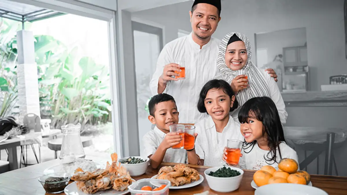 momen makan bersama saat lebaran (istimewa)