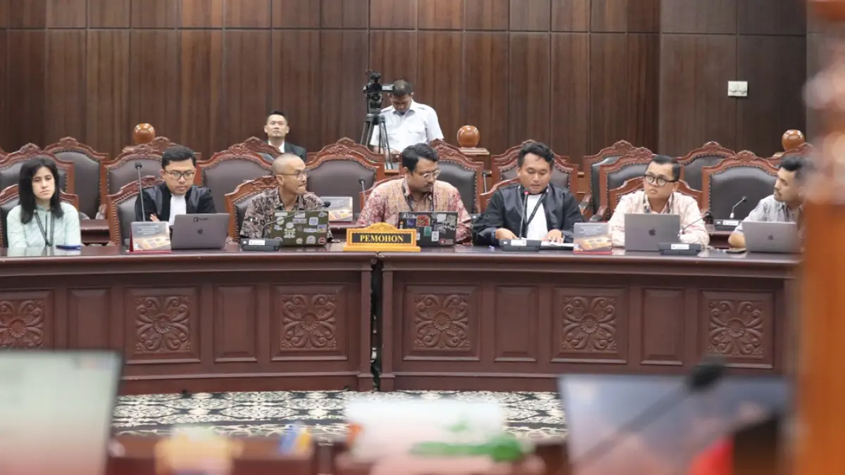 Sidang gugatan dugaan penyalahgunaan kewenangan fiskal program MBG di Mahkamah Konstitusi. (Humas MK)