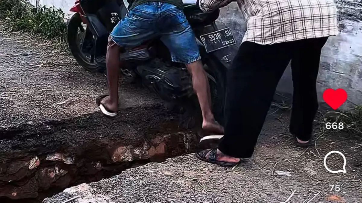 Tangkapan layar rusaknya jalan di Desa Glundengan Jember
