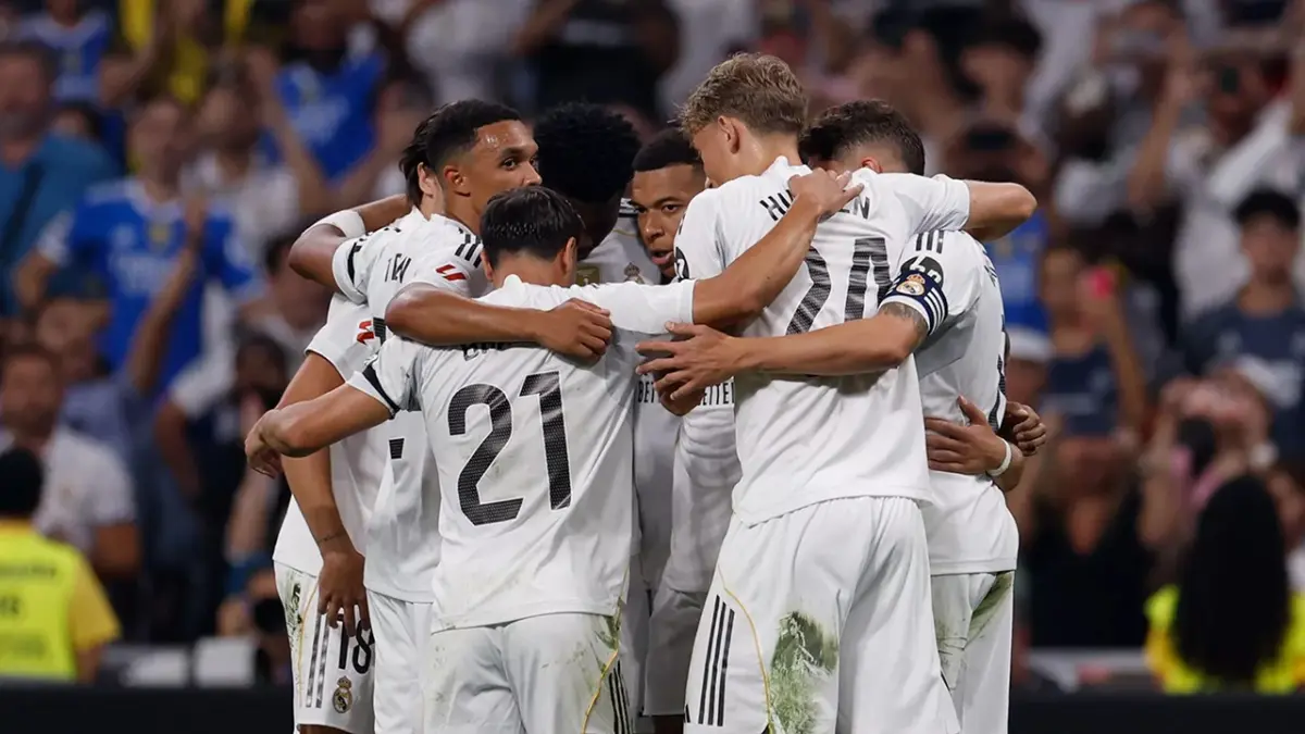 Kekecewaan mendalam pemain Real Madrid setelah tersingkir dari Liga Champions, kini mereka harus berjuang habis-habisan di La Liga untuk menghindari musim tanpa gelar. (real madrid)