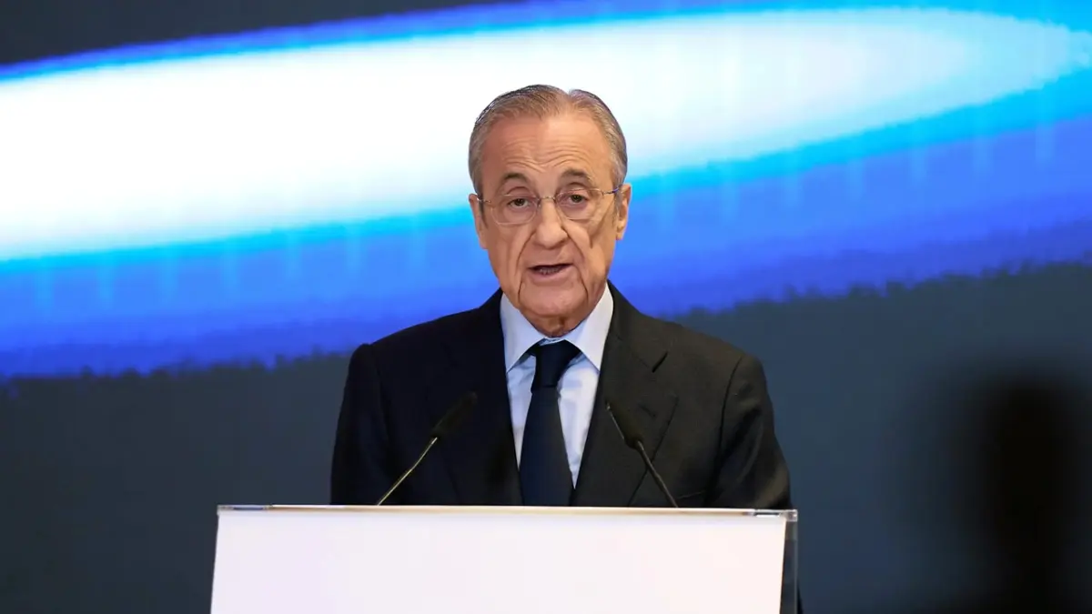 Ruang ganti Real Madrid menjadi saksi bisu kemarahan Florentino Pérez usai timnya tersingkir dari perburuan gelar juara musim ini. (footballespana)
