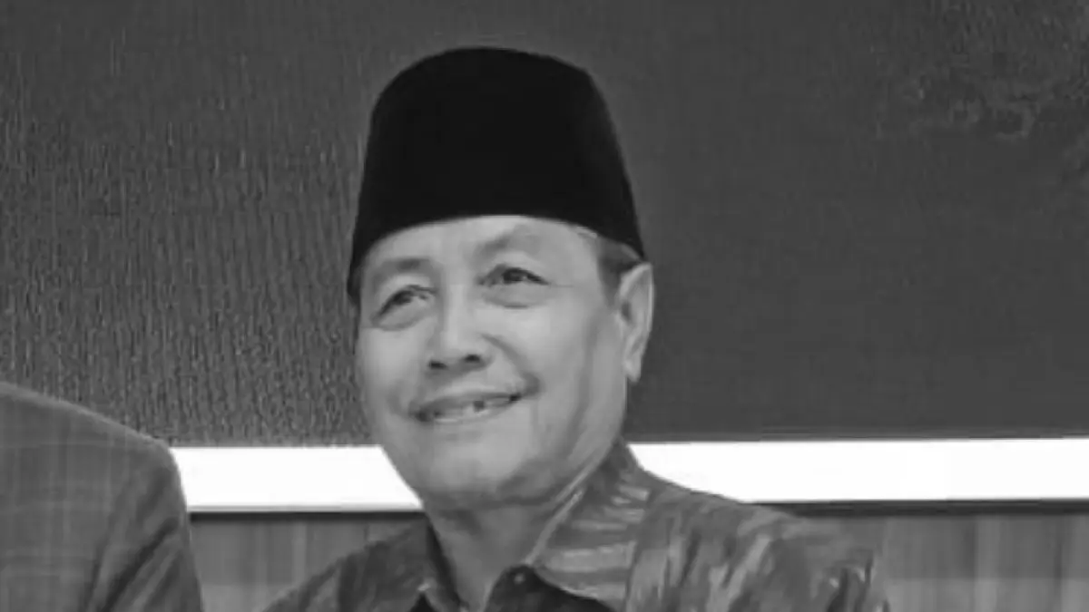 Dr. Romadlon Sukardi, MM