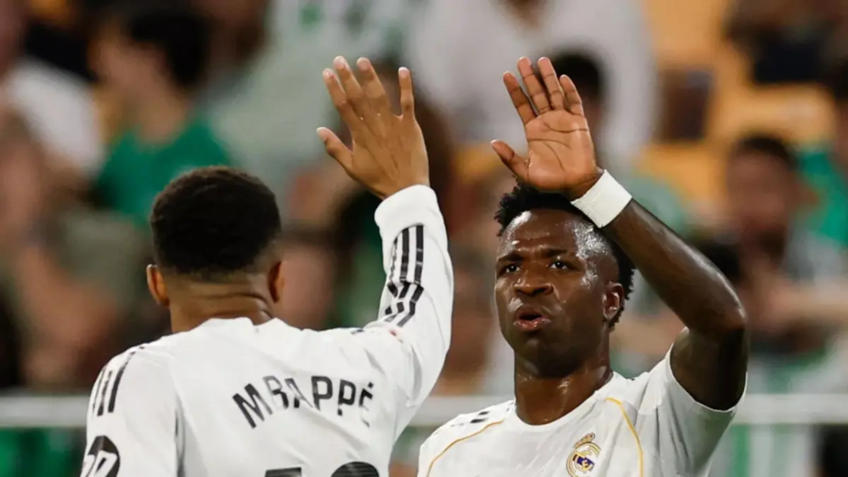 Krisis cedera yang mencapai 51 kasus musim ini menjadi faktor utama di balik kegagalan Real Madrid mempertahankan konsistensi mereka di berbagai kompetisi. (ai/rifki/halojember)
