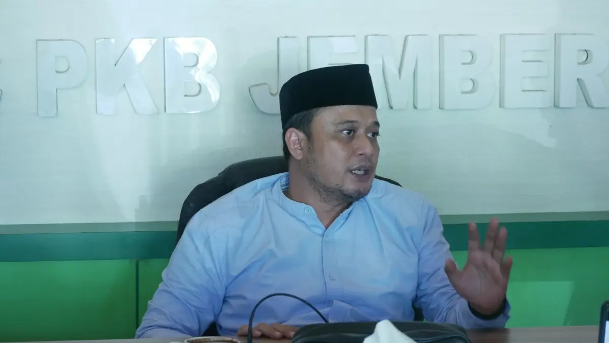 Ketua DPC PKB Jember Ayub Junaidi. Partainya menerima banyak keluhan masyarakat soal sampah dan isu penutupan TPA. (Sidkin/Halojember)