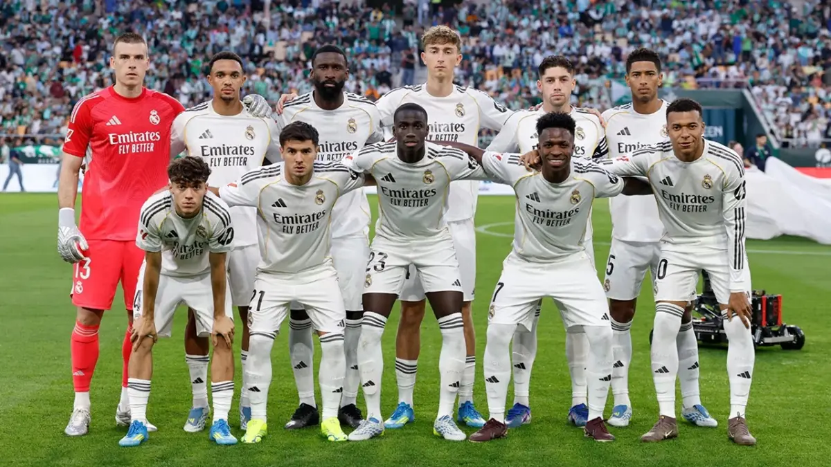 Real Madrid terpaksa menurunkan skuad lapis kedua dan meramu strategi baru guna menghadapi Barcelona di laga penentu juara Liga Spanyol 11 Mei 2026. (real madrid)