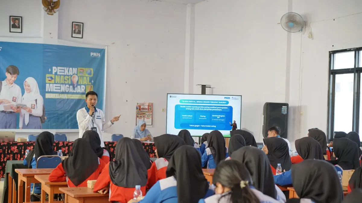 PNM menghadirkan perwakilan terbaiknya untuk berbagi pengalaman, wawasan, dan perspektif kepada para siswa yang juga sebagai rangkaian kegiatan HUT PNM ke-27. 