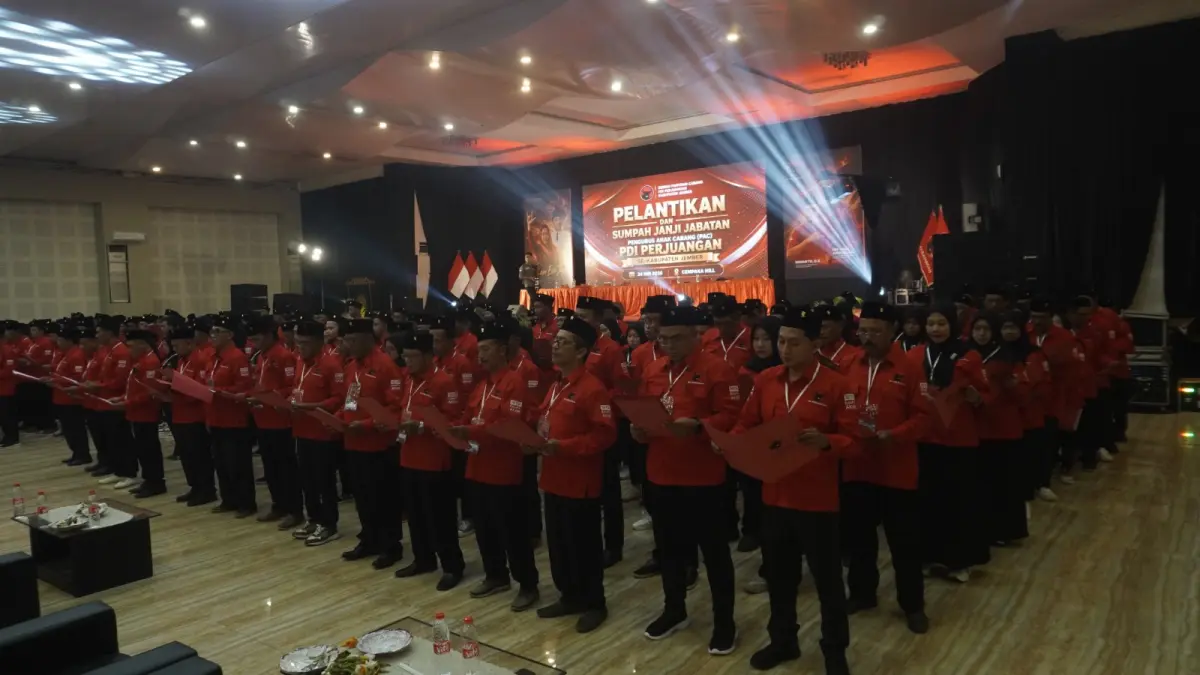Regenerasi Politik, Ratusan Pengurus PAC PDI Perjuangan Jember Didominasi Milenial dan Gen Z