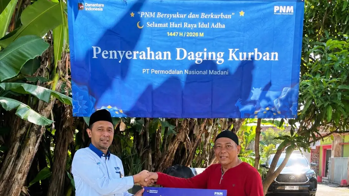 PT PNM melaksanakan ibadah kurban dan daging kurban langsung dibagikan, Rabu (27/5/2026). (PT PNM)
