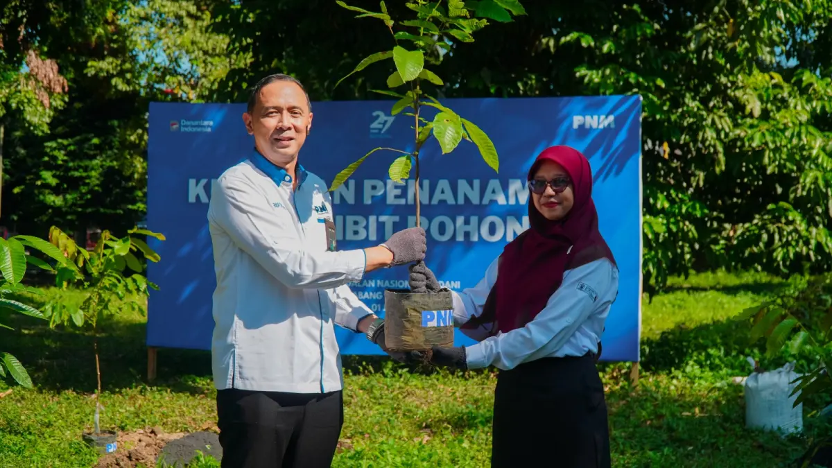 PNM melakukan penanaman 29.000 pohon di 58 cabang PNM, di seluruh Indonesia termasuk di Jember. (PT PNM)
