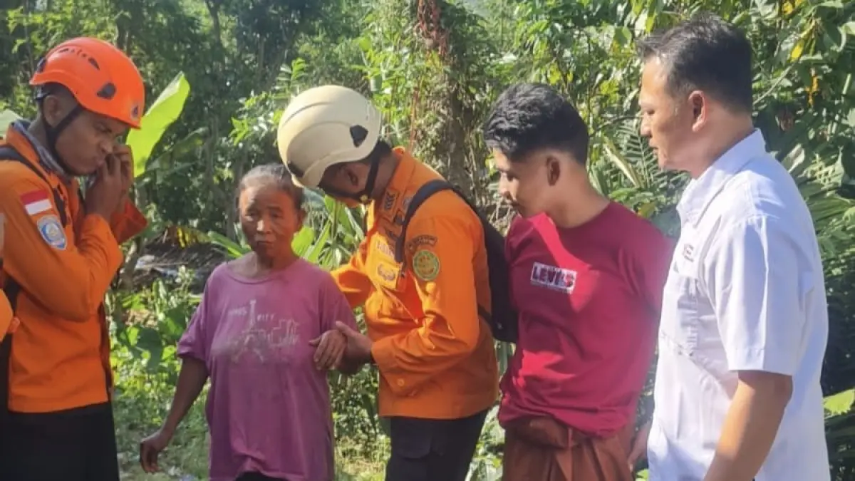 Warga Hilang di Arjasa Jember Ditemukan Selamat, PMI Kerahkan Ambulans dan Motor Trail untuk Operasi SAR. (PMI JEMBER)
