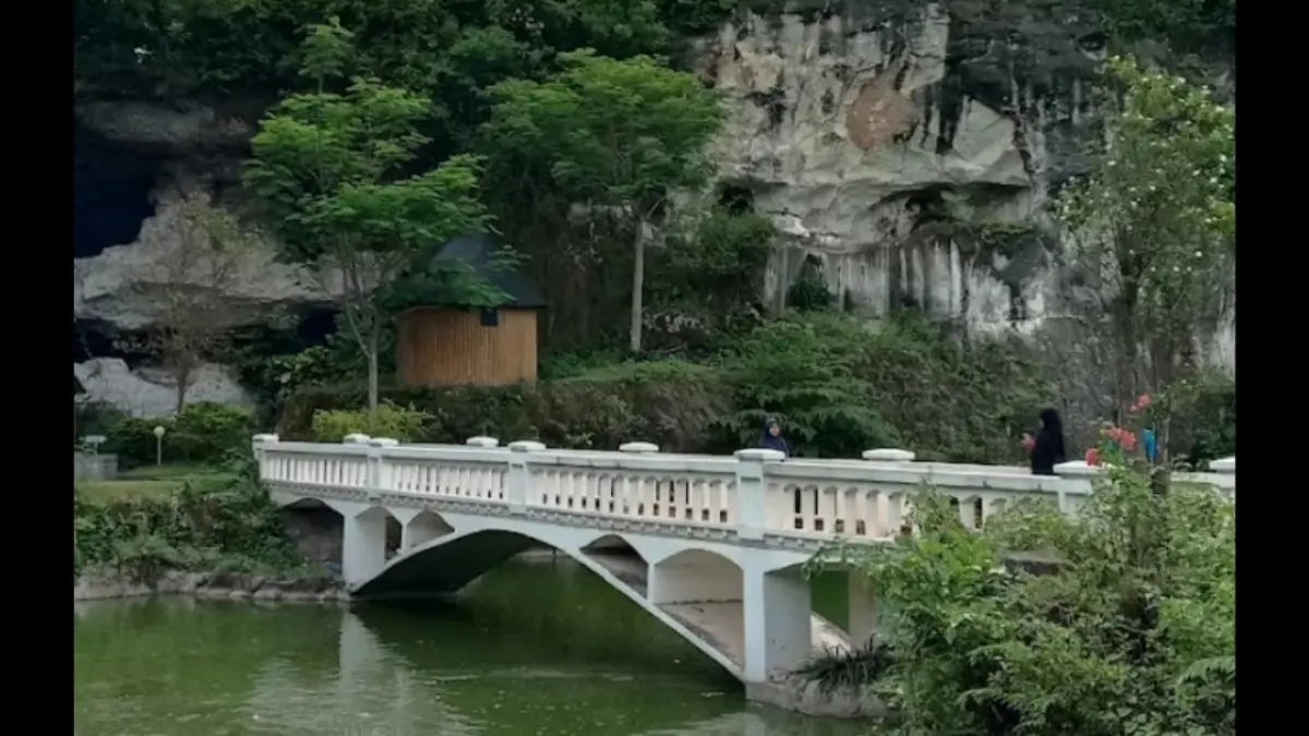 Wisata Setigi Gresik (Istinewa)
