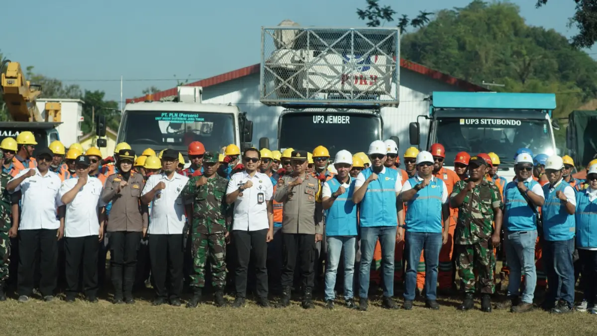 SINERGI: PLN UP3 Jember Program Maraton Max dengan menggandeng sejumlah unit, yakni UP3 SBB, UP3 Sidoarjo, UP3 Pasuruan, UP3 Situbondo, UP3 Banyuwangi, UP3 Gresik, UP3 Malang, UP3 SBU, UP2D, serta Bina Marga. (Foto: Yulio/Radar Jember)