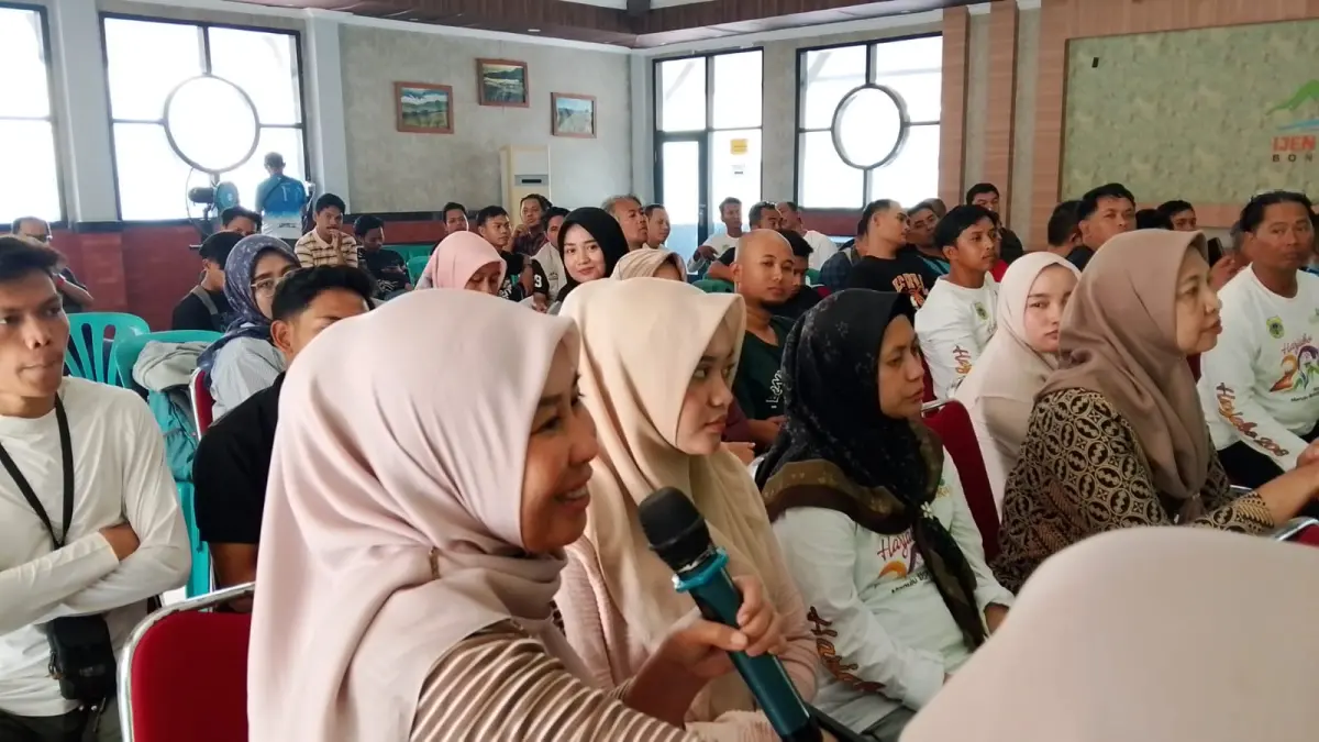 Panitia BNR semangat dan siap memaksimalkan kelangsungan lari malam dengan ribuan atlet di Bondowoso. (nurhariri/halojember)