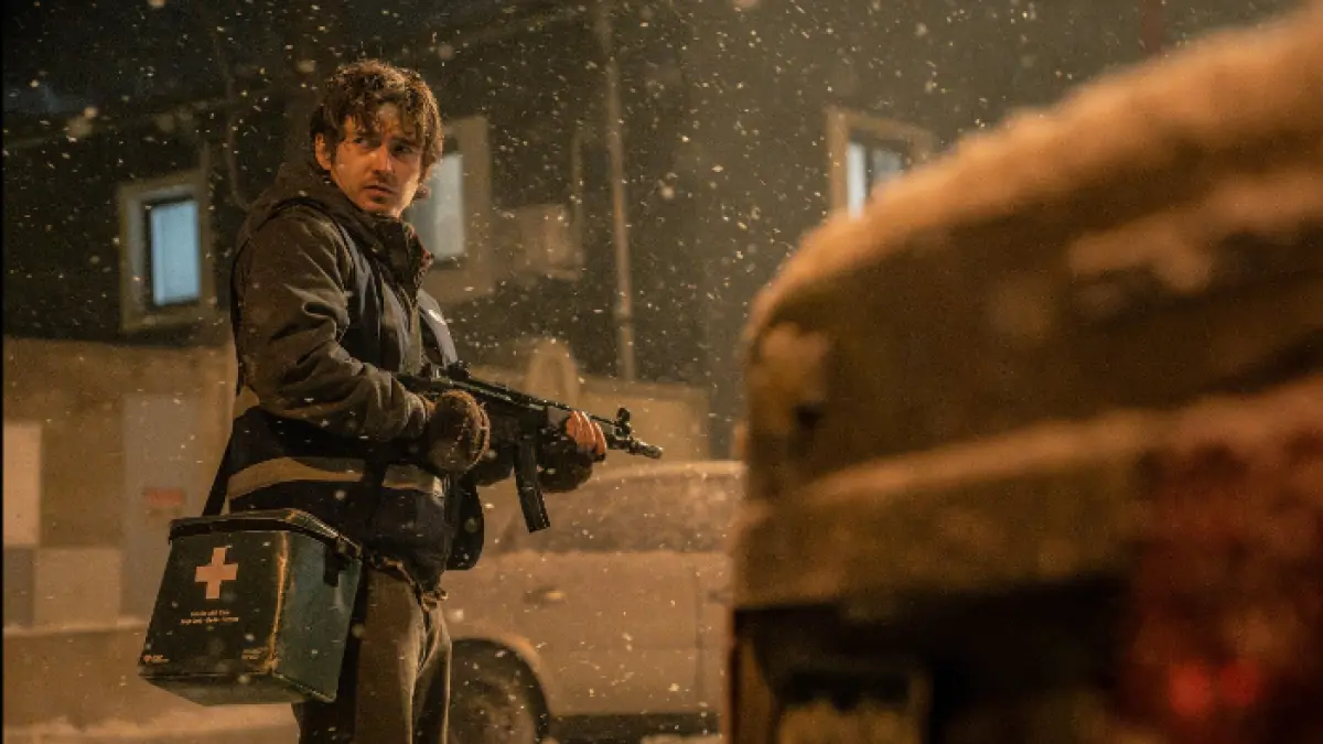 Bryan di film Resident Evil 2026 (Tangkapan Layar dari Internet Movie Database)