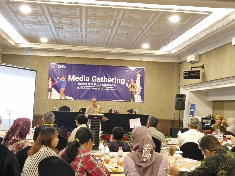 SOSIALISASI: Plt Kepala Kantor Wilayah Direktorat Jenderal Pajak DIY Slamet Sutantyo. (Fahmi Fahriza/Radar Malioboro)