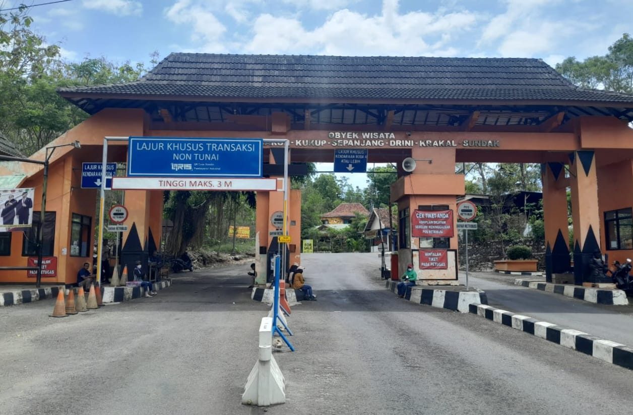 SEPI: Kondisi TPR Pantai Baron di wilayah Kalurahan Kemadang, Kapanewon Tanjungsari nampak lengang Sabtu (2/12)