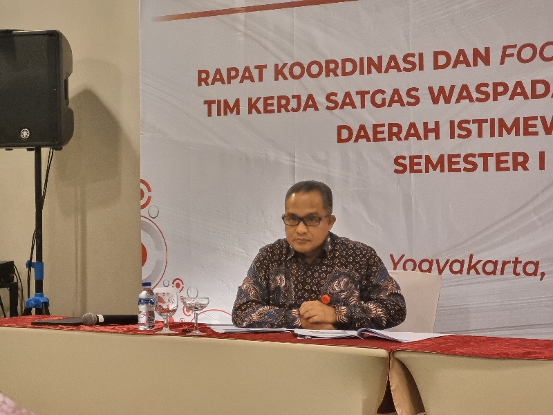 REGULASI: Kepala OJK DIY Parjiman. (Fahmi Fahriza/Radar Malioboro)