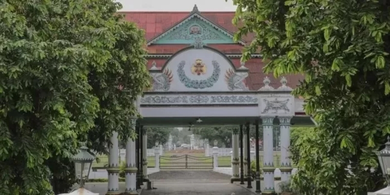 EKSISTENSI: Bangunan Pagelaran Keraton Jogjakarta. (Instagram @kratonjogja)