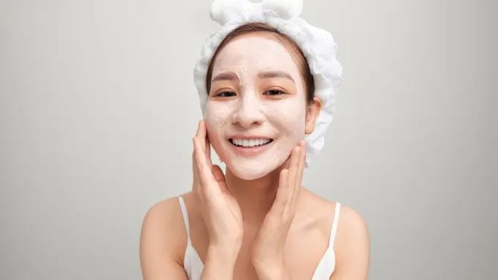 ilustrasi dampak malas double cleansing (  fimela.com)