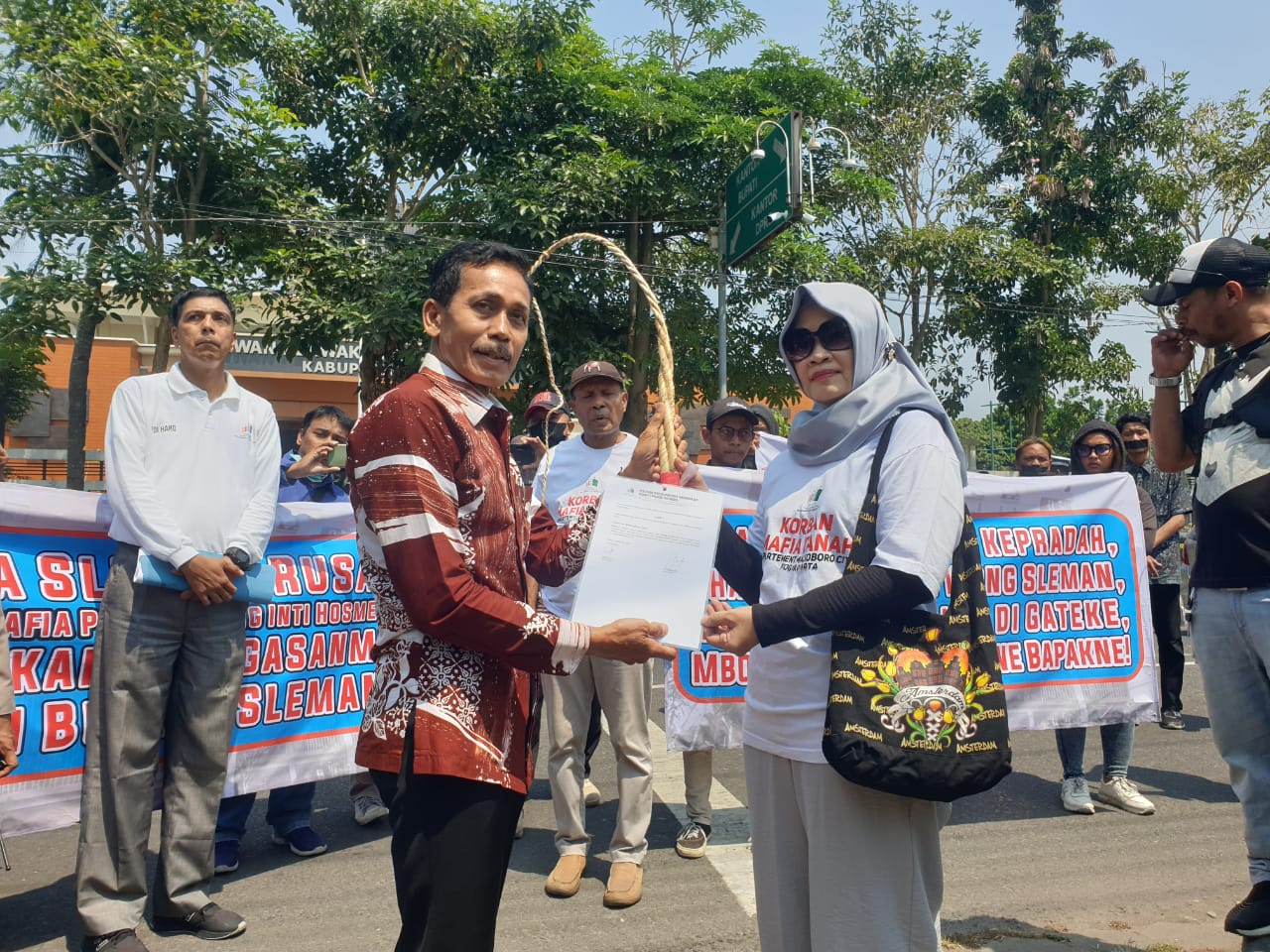 KOMPAK: Paguyuban korban apartemen Malioboro City, Sleman, Yogyakarta. (Istimewa)