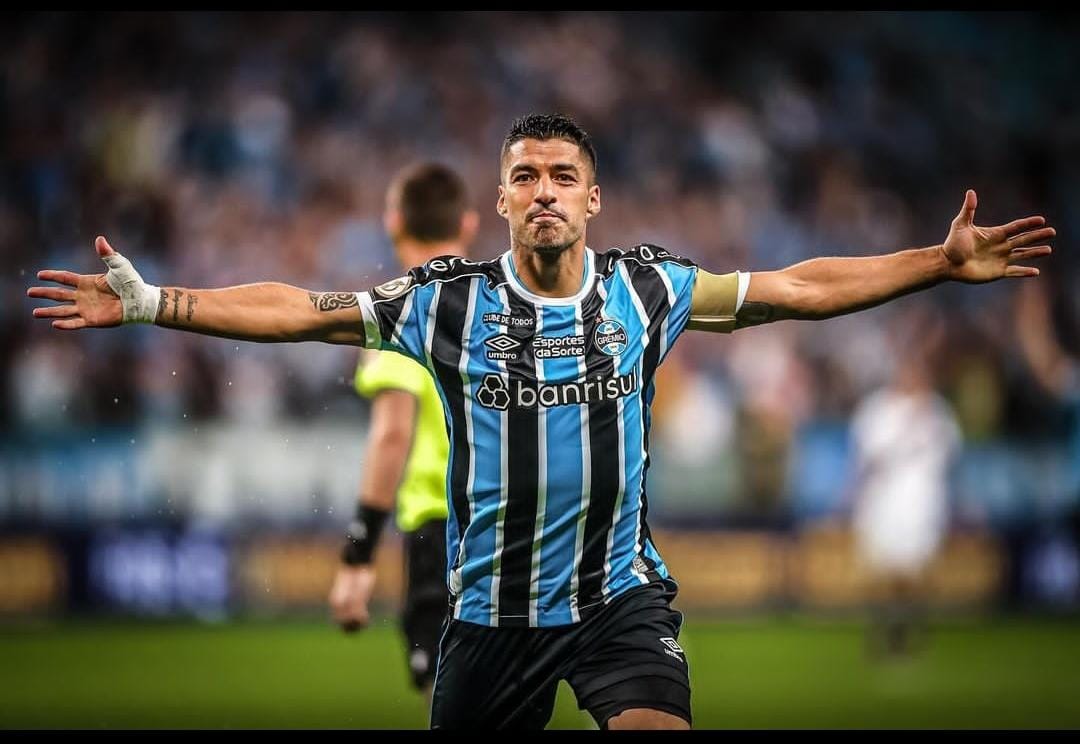REUNI: Luis Suarez segera main bareng Lionel Messi di Inter Miami. (dok IG Luis Suarez)