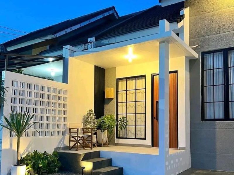 Ilustrasi rumah kosong ditinggalkan pemilik rumahnya untuk liburan dan perayaan natal di luar kota. (pinterest/semip94)
