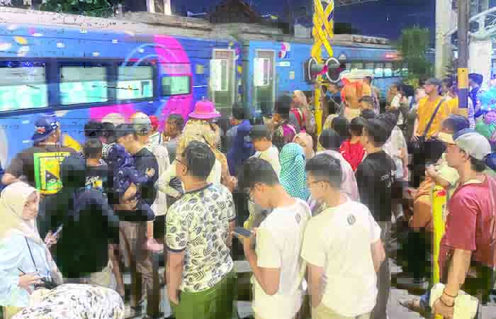PT KAI Daop 6 Jogjakarta masih melakukan rekayasa pola operasi kereta api (KA) kemarin (25/12) hingga Selasa ini (26/12).
