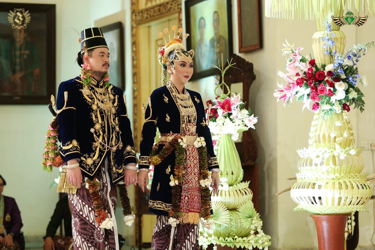 SERASI: Bendoro Pangeran Haryo (BPH) Kusumo Kuntonugroho dan Laily Anissa Kusumastuti. Keduanya berencana tinggal di luar negeri.(DOK Media Pool Dhaup Ageng Pakualaman 2024)
