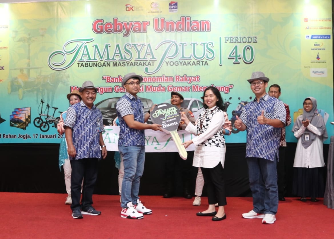 Kegiatan pengundian Gebyar Undian Tamasya Plus periode 40 di Grand Rohan Jogja