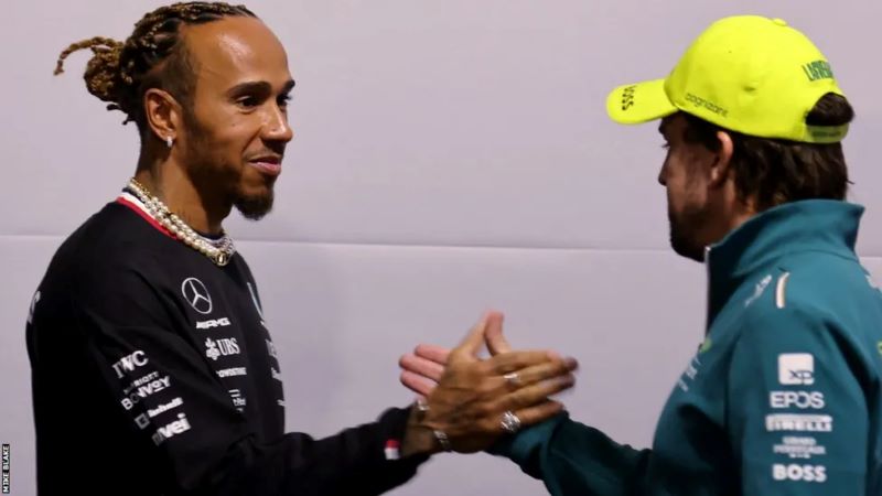 Lewis Hamilto dan Fernando merupakan mantan rekan satu tim (Mike Black)