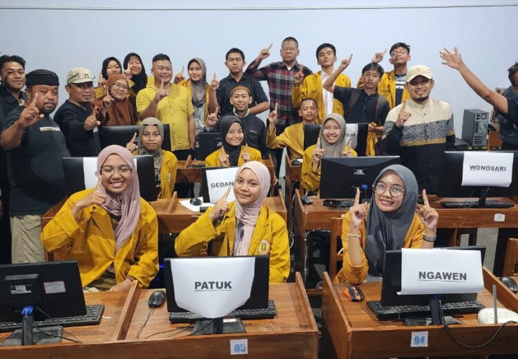 Tim Kerja Daerah (TKD) Gunungkidul Calon DPD RI Ahmad Syauqi Soeratno telah berhasil menyelesaikan proses rekapitulisasi internal perolehan suara total se Kabupaten Gunungkidul, pada hari Rabu, 21 Feb