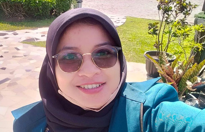 Dosen Studi Pendidikan Matematika, Fakultas Keguruan dan Ilmu Pendidikan Universitas Cokroaminoto Jogjakarta Ika Septi Hidayati