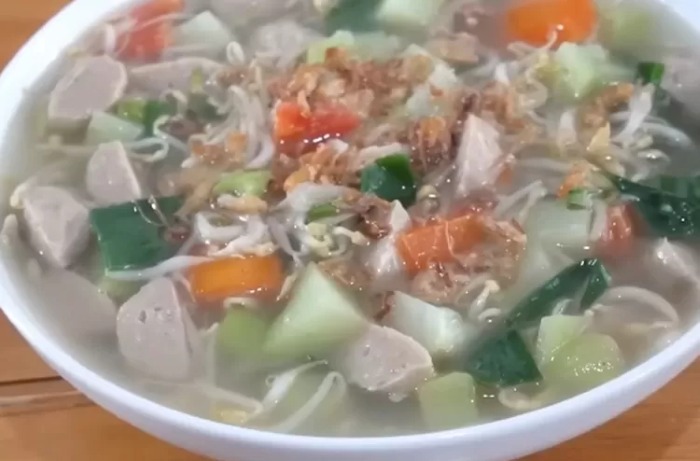 Caption foto: hidangan sup labu tauge.