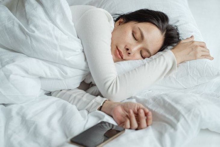 Ilustrasi orang tidur.