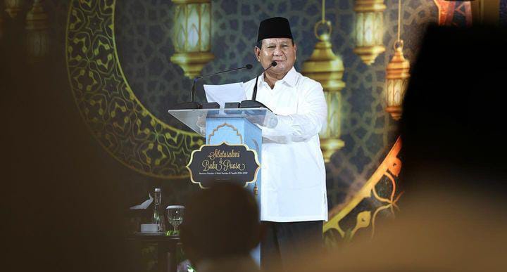 Presiden terpilih periode 2024-2029 Prabowo Subianto saat menghadiri silaturahmi dan buka puasa bersama TKN di Jakarta, Senin (25/3/2024).