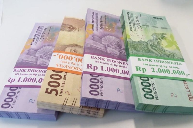 Ilustrasi uang THR.